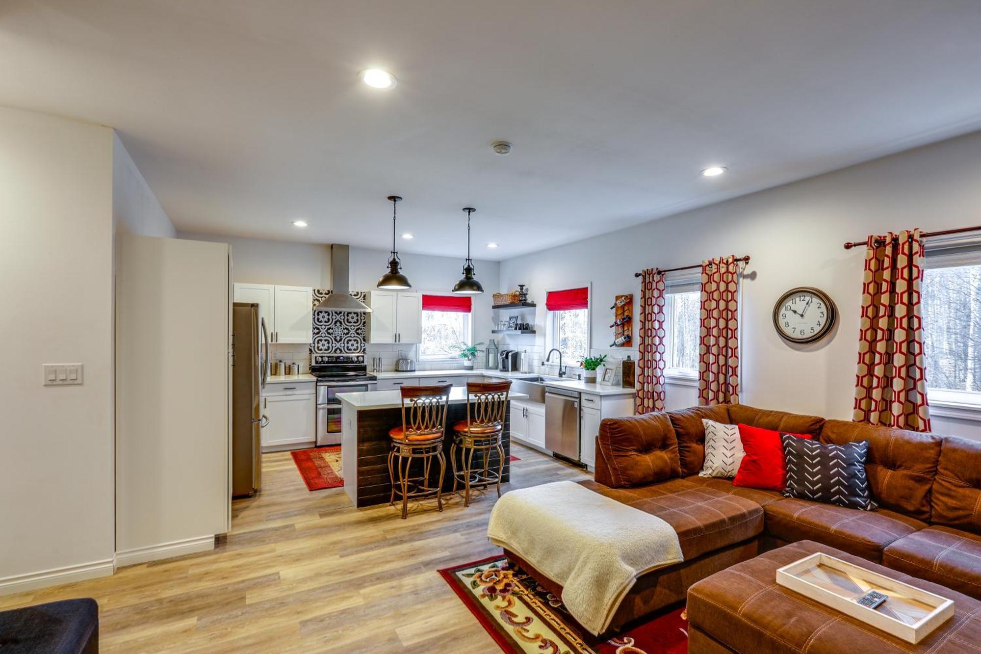 Convenient Fairbanks Guest Suite With Grill! Экстерьер фото